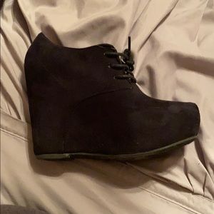 Black lace up bootie
